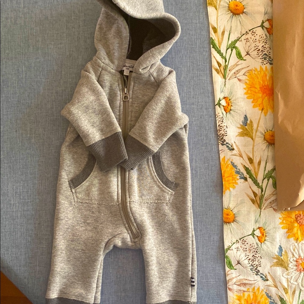 Splendid Light Gray Baby Hoodie One Piece 3-6 months
